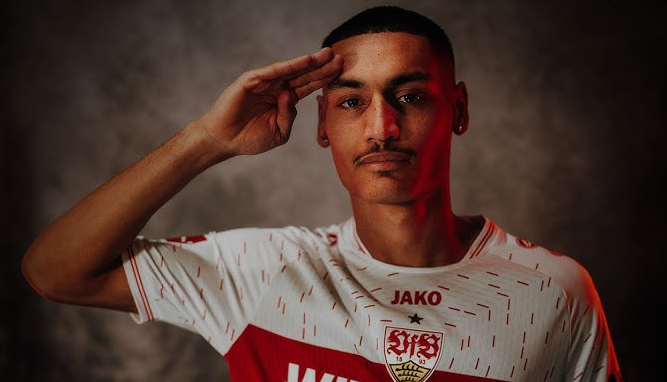 A French midfielder Enzo Millot