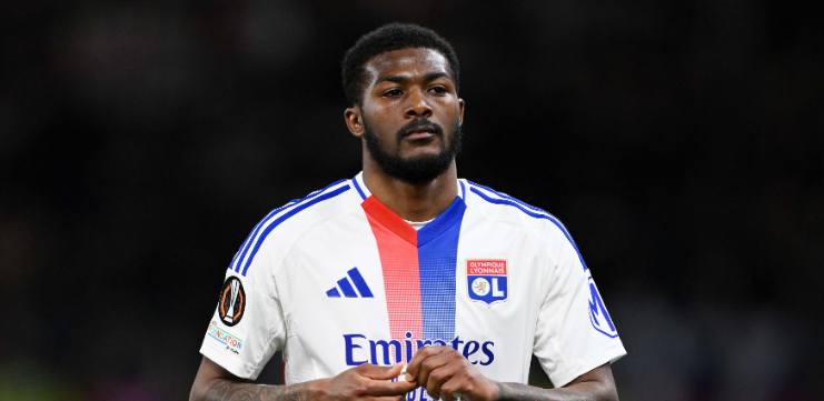 Leeds United Eyes Controversial Lyon Star Ainsley Maitland-Niles After England Career Stalled