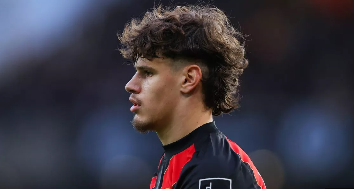 Liverpool Complete £40m Kerkez Signing as New No. 6