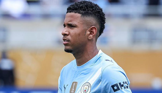 Guardiola Wants Savinho to Remain as Tottenham Pursue £70m Man City Player