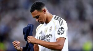 Alexander-Arnold Out 2 Months with Hamstring Injury