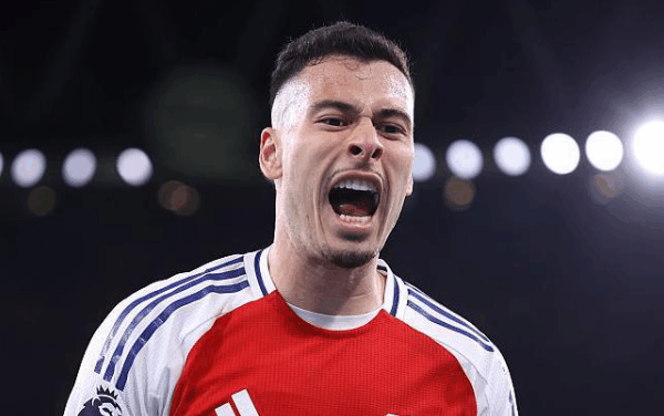 Martinelli Earns Arsenal Late Point vs City
